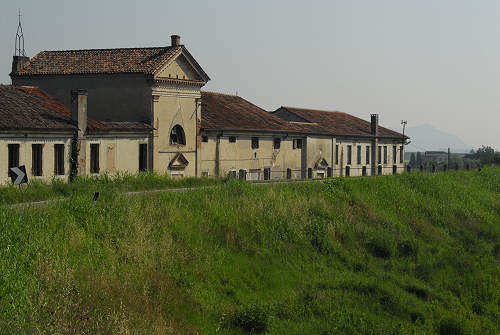 Piacenza d'Adige